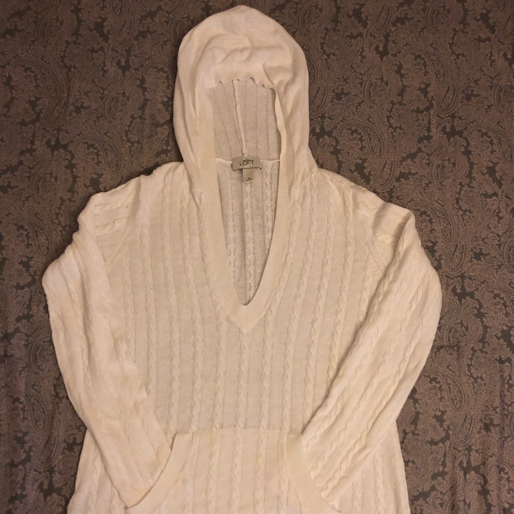 Loft Pullover Sweater Low Cut